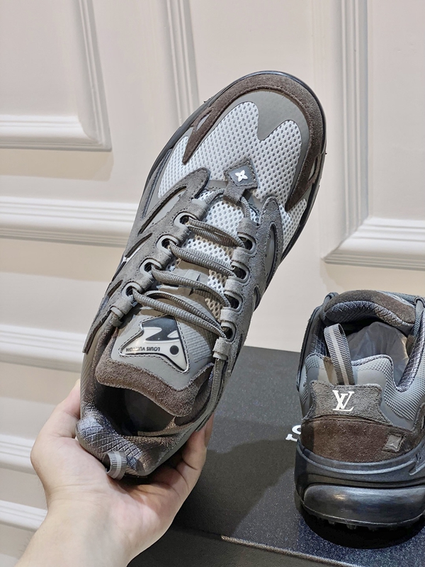 ルイヴィトン靴角部分ディテール